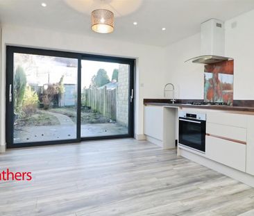 3 bed town house to rent in Thornley Brook, Thurnscoe, Rotherham - Photo 6