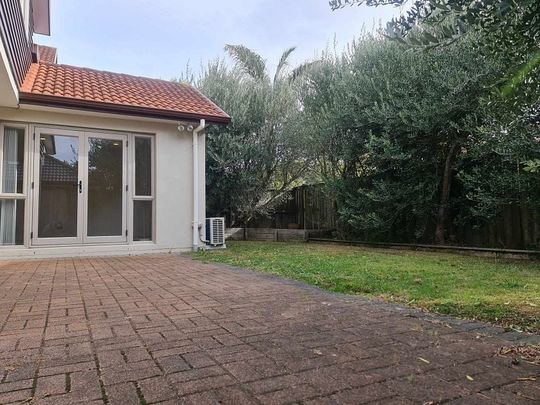 Lovely 4Bedroom 2.5bathroom 2Story House by Botany - Photo 1