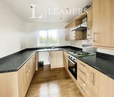 3 bedroom house to rent Greene Way, M7 - Photo 5