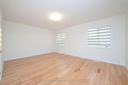 For Lease - 161 Terry Fox Drive, Barrie, Ontario - Photo 4