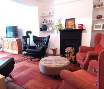 3 bedroom detached house to rent - Photo 3