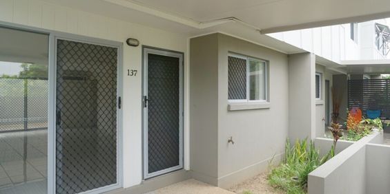 Corner Townhouse in Calamvale - Photo 3