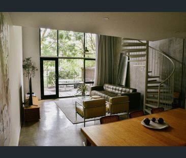 Sophisticated Elegance in Stepney - Photo 6