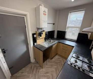 3 bedroom terraced house to rent - Photo 1