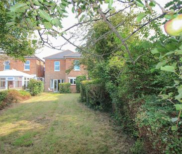 5 bedroom detached house to rent - Photo 4