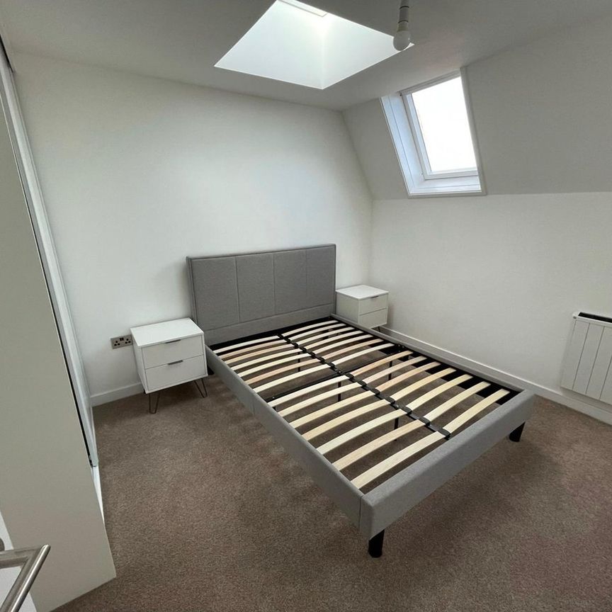 2 Bed Flat, Queens Road, CV1 - Photo 1