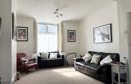 2 bedroom terraced house to rent - Photo 4