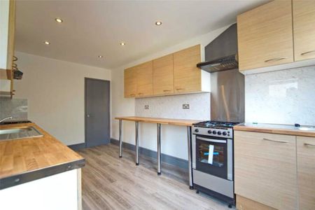 Camden Road, Southville - Photo 4