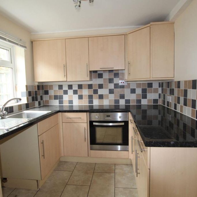 2 bedroom terraced house to rent - Photo 1