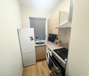 Piercefield Place, Adamsdown - Photo 2