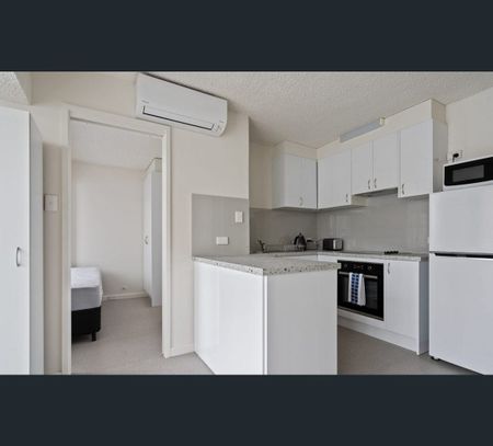 9/1 Plimsoll Place, Sandy Bay, Tas 7005 - Photo 4