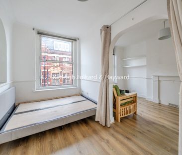 Topsfield Parade, Tottenham Lane, London, N8 - Photo 4