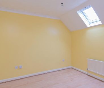 2 bedroom semi-detached house to rent - Photo 6