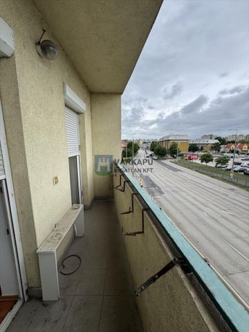 Kiadó jó állapotú lakás - Székesfehérvár - Photo 2