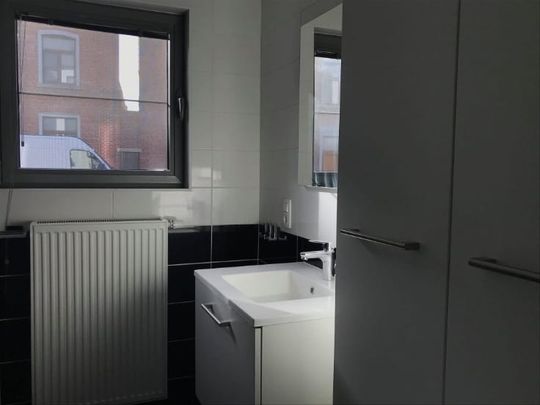 Appartement te huur - Photo 1