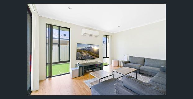 Quiet & Peaceful Living - Photo 1