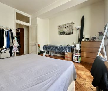 Queensway, London - Photo 2