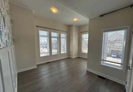 For Lease - 97 Bowbeer Road, Oakville, Ontario - Photo 3