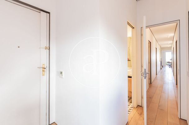 Flat for rent in Jerónimos (Madrid) - Photo 1