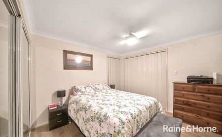 1/11 Park Street, Ingleburn, NSW 2565 - Photo 4