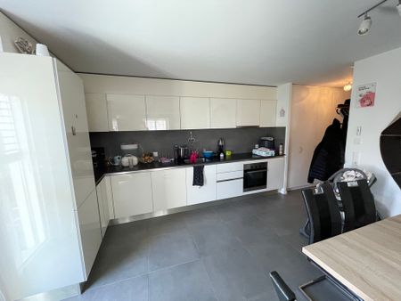 2.5 Zimmer, 66 m², 1. Stock - Photo 2