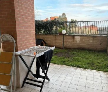 PONTE DI NONA BILOCALE ARREDATO GiARDINO/P.AUTO - Photo 1