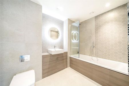 3 bedroom terraced house to rent - Photo 5