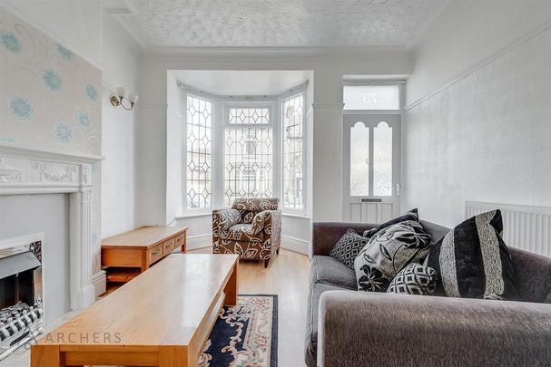 3 bedroom terraced house to rent - Photo 1