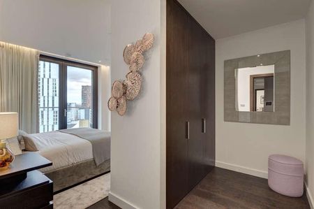 Thornes House, Nine Elms, London, SW11 - Photo 2