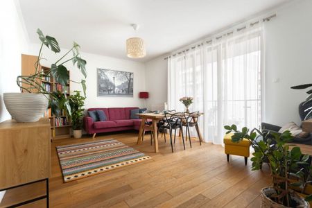 Ładny apartament, 2 balkony, garderoba, Metro 68.12 m² - Фото 2