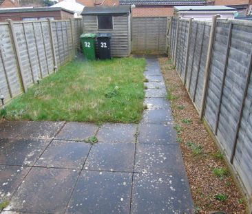 2 bedroom terraced house to rent - Photo 6