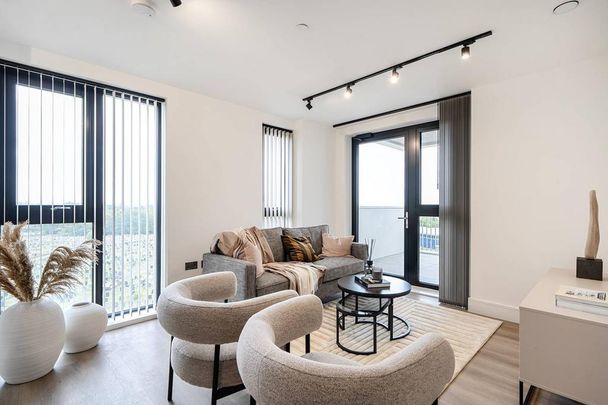 3 bedroom flat to rent - Photo 1