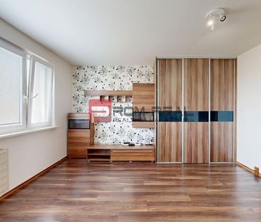 Na PRENÁJOM 1 a pol izbový byt na sídlisku Sever - Pezinok - Fotografia 1