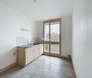 Location Appartement 2 pièces 50m² ST LO 50000 - Photo 2