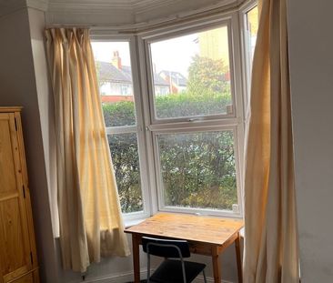 Room in a Shared House, Fosse Road South, LE3 - Photo 6