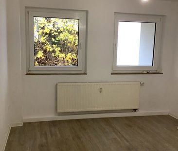 Großzügige, renovierte 3-Zimmer-EG-Wohnung mit Balkon, in Überruhr-... - Photo 4