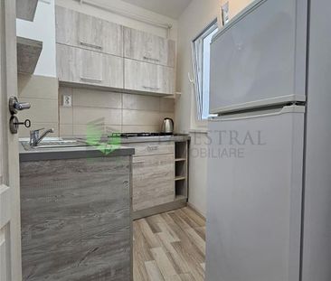 Garsoniera Racadau,mobilata-utilata modern,330 Euro - Fotografie 5