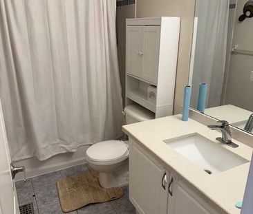 For Lease - 3472 Angel Pass Drive, Mississauga, Ontario - Photo 3