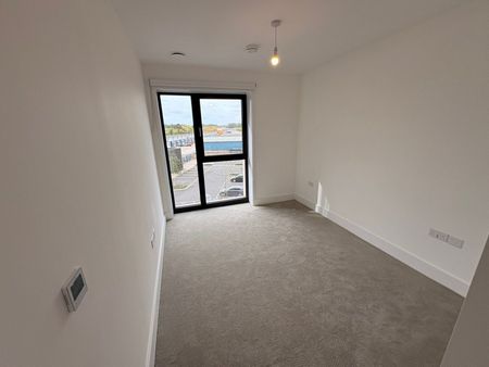 Millbrook Studios, CM20, Burnt Mill - Photo 3