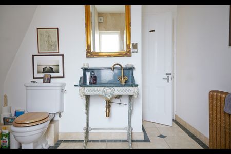 Room in a Shared Flat, Surrey Square, SE17 - Photo 5