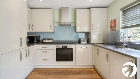 3 bedroom bungalow to rent - Photo 4