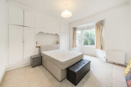 Station Road, NW4, London - Photo 4