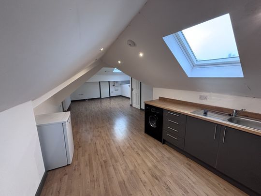 Flat 3, James Street - Photo 1