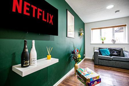 6 bedroom house to rent - Photo 3