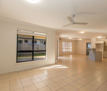 10 Keeper Ct, Mount Louisa - Photo 1