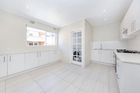 6/53 Gilderthorpe Avenue, Randwick NSW 2031 - Apartment For Rent | Domain - Photo 3