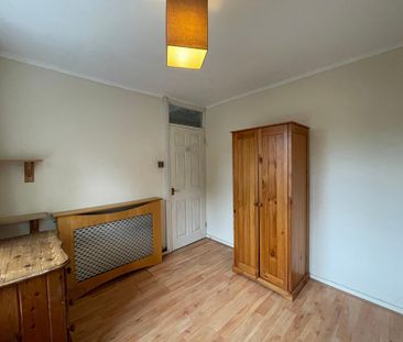 2 bedroom maisonette to rent - Photo 3