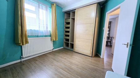 Collingwood Road, Sutton - Photo 4