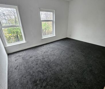 3 Bed Terraced House, Bosworth Street, M11 - Photo 3