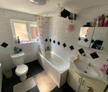 2 bedroom house - end terrace to rent - Photo 5